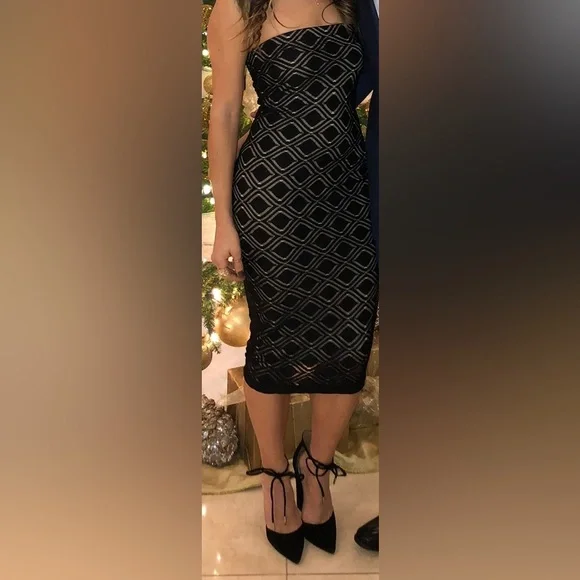 Black Guess dress - Picture 1 of 5